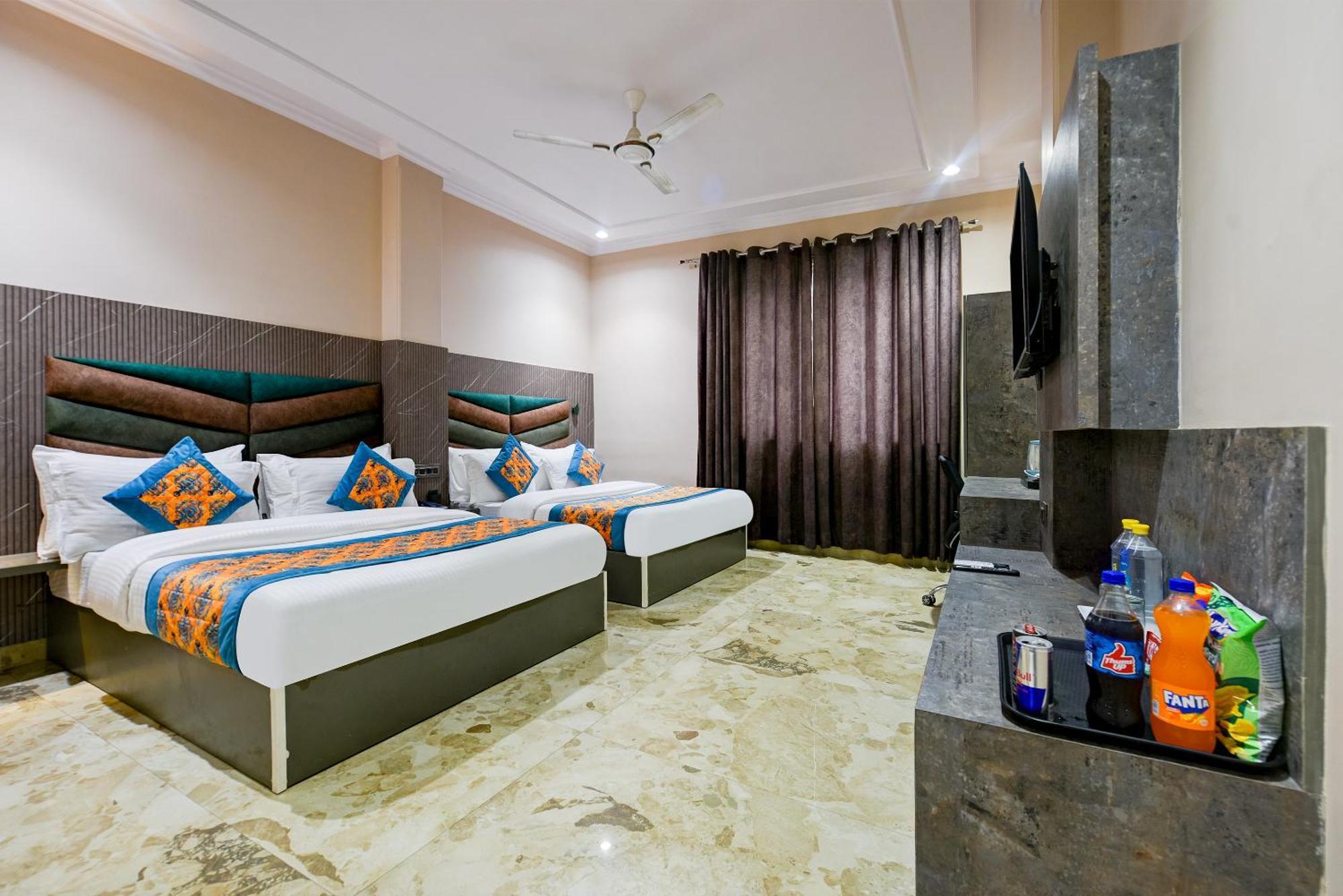 The Pearl Plaza Hotel In City Centre - Near New Delhi Railway Station Exterior photo