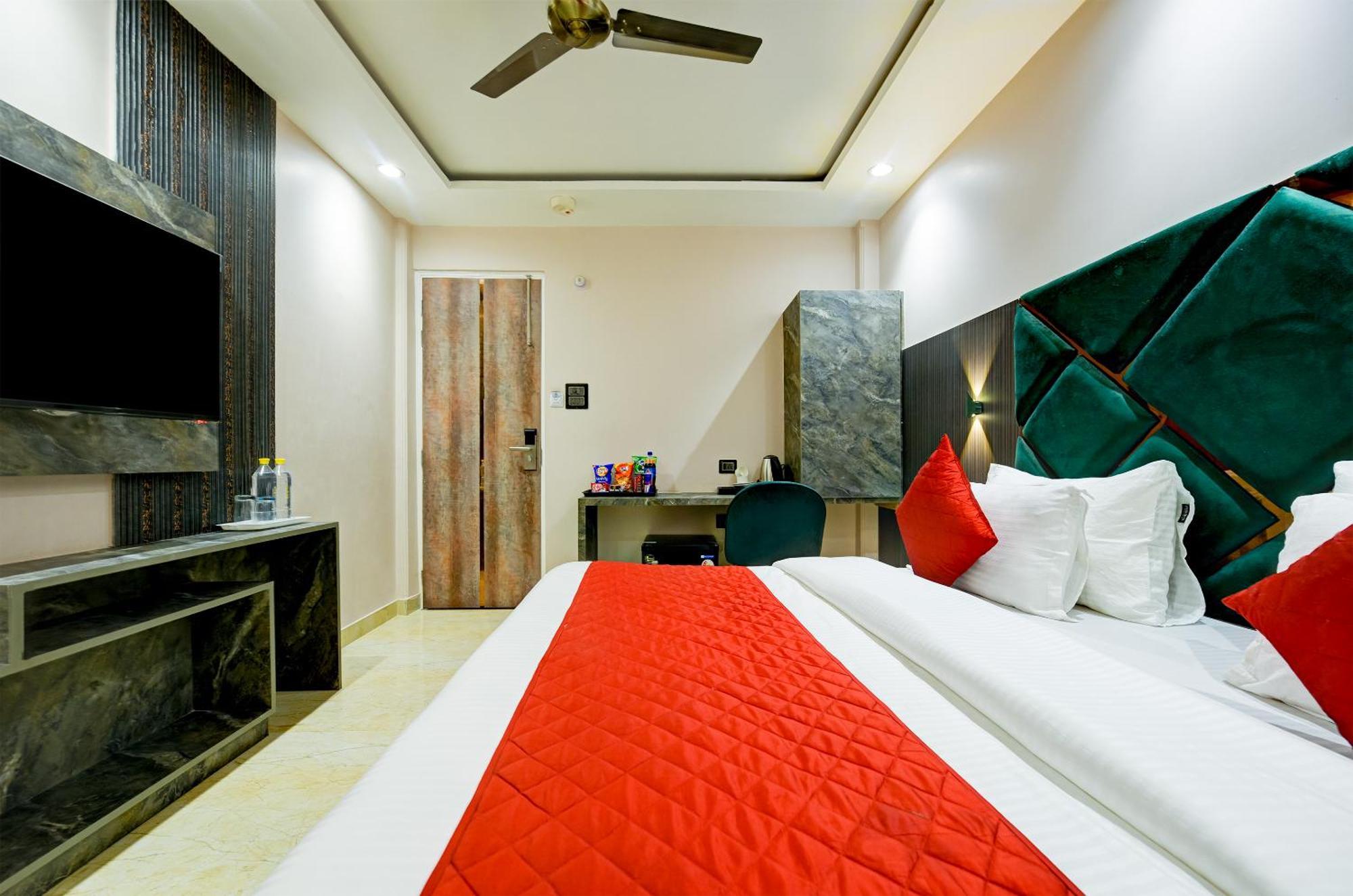 The Pearl Plaza Hotel In City Centre - Near New Delhi Railway Station Exterior photo